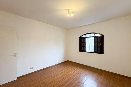 Casa para alugar com 125m², 2 quartos e 1 vaga Casa para alugar com 125m², 2 quartos e 1 vagaQuarto 1