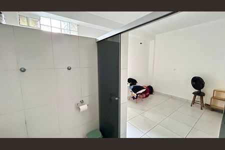 Casa para alugar com 74m², 3 quartos e 2 vagas Casa para alugar com 74m², 3 quartos e 2 vagasBanheiro da Suíte