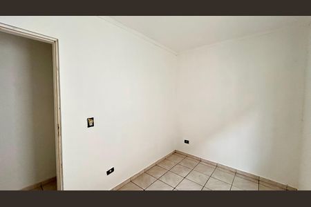 Casa para alugar com 74m², 3 quartos e 2 vagas Casa para alugar com 74m², 3 quartos e 2 vagasQuarto 1