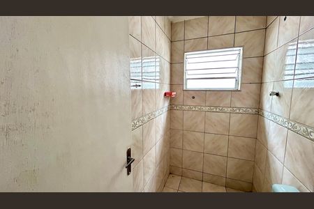 Casa para alugar com 74m², 3 quartos e 2 vagas Casa para alugar com 74m², 3 quartos e 2 vagasBanheiro 1