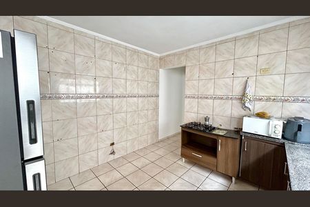 Casa para alugar com 74m², 3 quartos e 2 vagas Casa para alugar com 74m², 3 quartos e 2 vagasCozinha