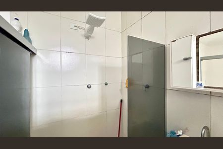 Casa para alugar com 74m², 3 quartos e 2 vagas Casa para alugar com 74m², 3 quartos e 2 vagasBanheiro da Suíte
