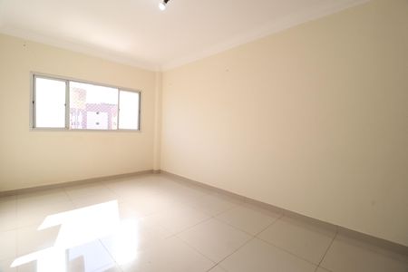Sala de apartamento para alugar com 2 quartos, 58m² em Santa Mônica, Uberlândia