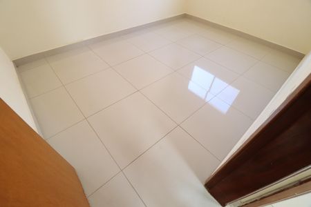 Apartamento para alugar com 58m², 2 quartos e 1 vagaQuarto 1
