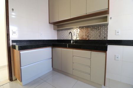 Apartamento para alugar com 58m², 2 quartos e 1 vagaCozinha