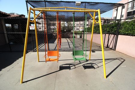 Apartamento para alugar com 58m², 2 quartos e 1 vagaÁrea comum - Playground