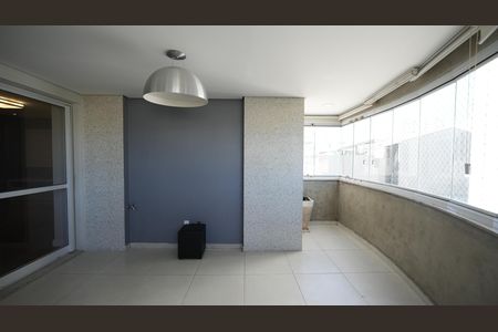 Apartamento à venda com 130m², 3 quartos e 3 vagasVaranda gourmet