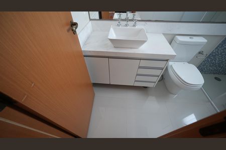 Apartamento à venda com 130m², 3 quartos e 3 vagasBanheiro da Suíte 3
