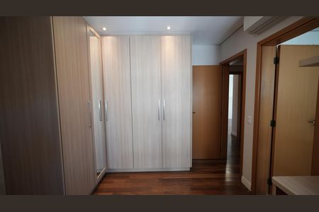 Apartamento à venda com 130m², 3 quartos e 3 vagasQuarto Suite 3