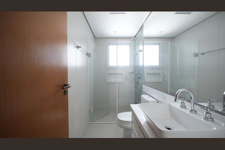 Apartamento à venda com 130m², 3 quartos e 3 vagasBanheiro da Suíte 2