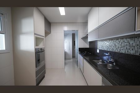Apartamento à venda com 130m², 3 quartos e 3 vagasCozinha