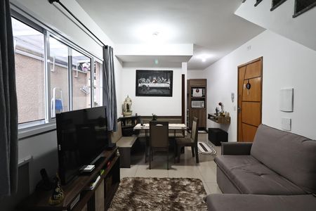 Apartamento à venda com 111m², 3 quartos e 1 vaga Apartamento à venda com 111m², 3 quartos e 1 vagaSala