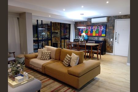 Apartamento para alugar com 166m², 3 quartos e 2 vagasSala