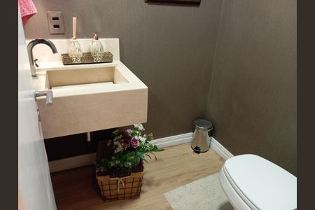 Apartamento para alugar com 166m², 3 quartos e 2 vagasLavabo