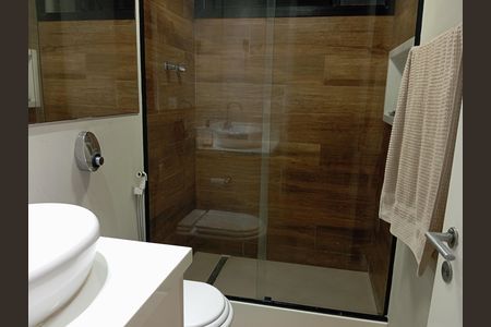 Apartamento para alugar com 166m², 3 quartos e 2 vagasBanheiro