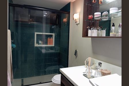 Apartamento para alugar com 166m², 3 quartos e 2 vagasBanheiro suíte 