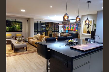 Apartamento para alugar com 166m², 3 quartos e 2 vagasSala