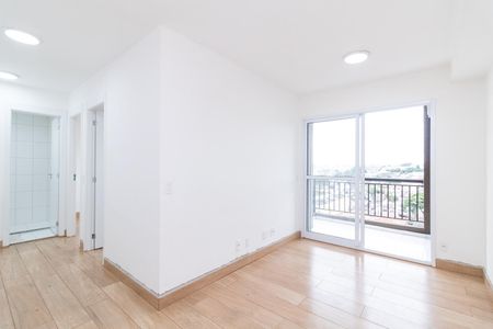 Sala/Cozinha de apartamento para alugar com 2 quartos, 39m² em Parque Paineiras, São Paulo