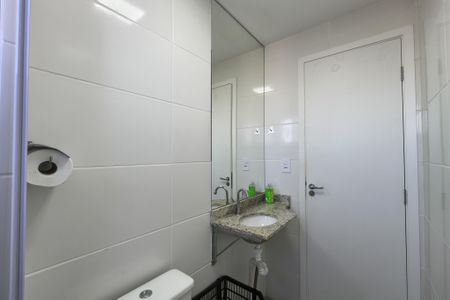 Apartamento para alugar com 68m², 2 quartos e 1 vaga Apartamento para alugar com 68m², 2 quartos e 1 vagaBanheiro da Suíte