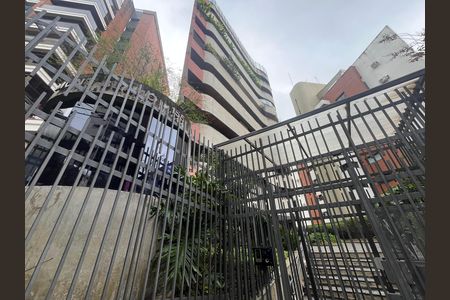 Fachada  de apartamento à venda com 2 quartos, 129m² em Vila Morumbi, São Paulo