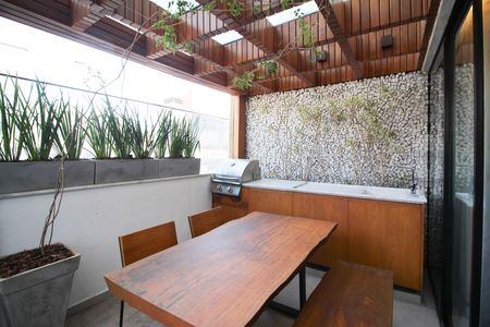 Apartamento à venda com 120m², 1 quarto e 1 vagaSacada