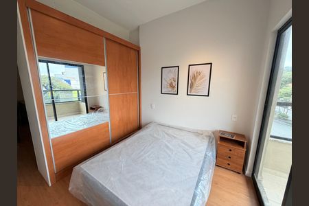 Quarto de kitnet/studio para alugar com 1 quarto, 29m² em Cascatinha, Juiz de Fora
