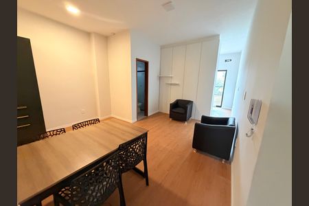 Sala de kitnet/studio para alugar com 1 quarto, 29m² em Cascatinha, Juiz de Fora