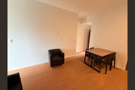 Sala de kitnet/studio para alugar com 1 quarto, 29m² em Cascatinha, Juiz de Fora