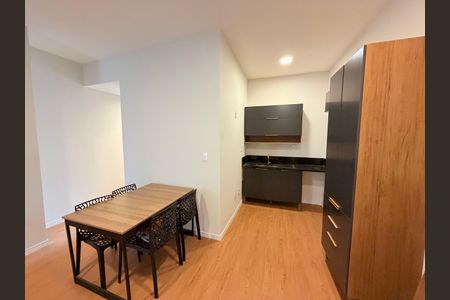 Sala de kitnet/studio para alugar com 1 quarto, 29m² em Cascatinha, Juiz de Fora