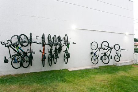 Apartamento para alugar com 33m², 2 quartos e sem vaga Apartamento para alugar com 33m², 2 quartos e sem vagaÁrea comum - Bicicletário