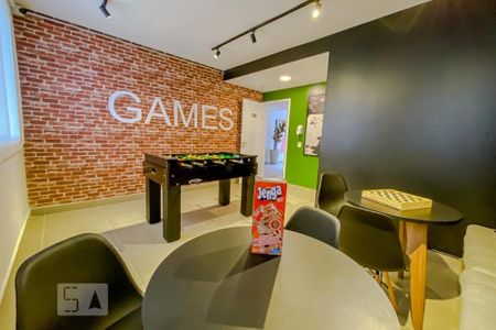 Apartamento para alugar com 33m², 2 quartos e sem vaga Apartamento para alugar com 33m², 2 quartos e sem vagaÁrea comum - Salão de jogos