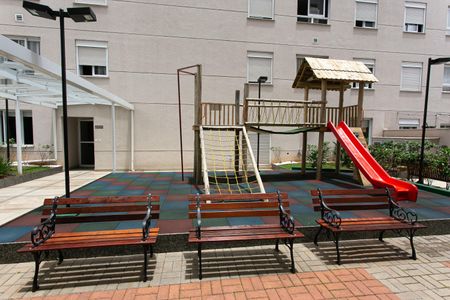 Apartamento para alugar com 33m², 2 quartos e sem vaga Apartamento para alugar com 33m², 2 quartos e sem vagaÁrea comum - Playground