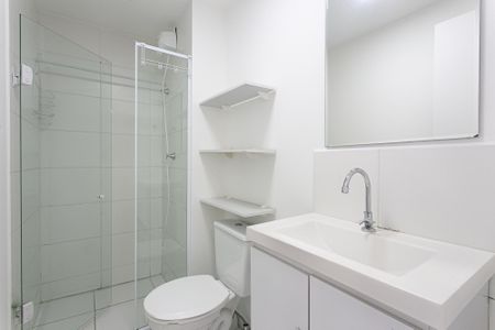 Apartamento para alugar com 33m², 2 quartos e sem vaga Apartamento para alugar com 33m², 2 quartos e sem vagaBanheiro