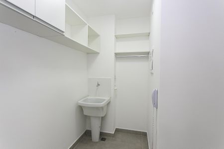 Apartamento para alugar com 33m², 2 quartos e sem vaga Apartamento para alugar com 33m², 2 quartos e sem vagaÁrea de Serviço - Tanque