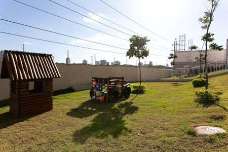 Apartamento para alugar com 33m², 2 quartos e sem vaga Apartamento para alugar com 33m², 2 quartos e sem vagaÁrea comum - Playground