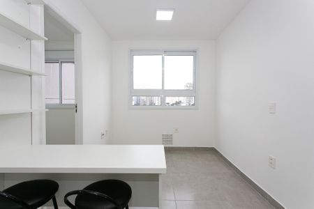 Sala de apartamento para alugar com 2 quartos, 33m² em Cidade Mãe do Céu, São Paulo