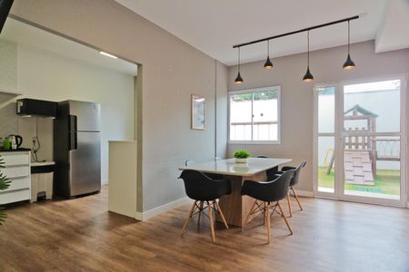 Apartamento para alugar com 32m², 2 quartos e sem vaga Apartamento para alugar com 32m², 2 quartos e sem vagaÁrea comum - Salão de festas