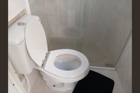 Casa para alugar com 75m², 3 quartos e 1 vaga Casa para alugar com 75m², 3 quartos e 1 vagaBanheiro