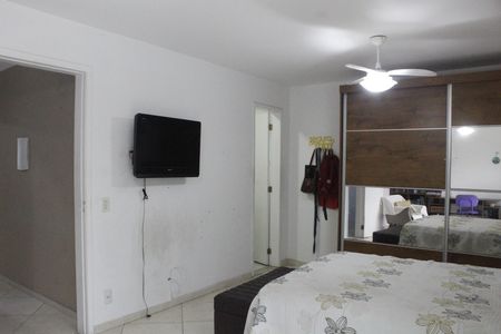 Casa de condomínio à venda com 118m², 4 quartos e 2 vagasQuarto Suíte 2