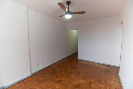 Sala de apartamento para alugar com 1 quarto, 58m² em Centro, Niterói