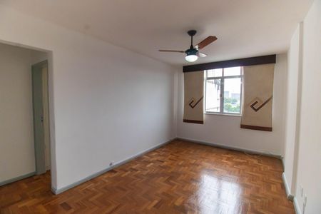 Sala de apartamento para alugar com 1 quarto, 58m² em Centro, Niterói