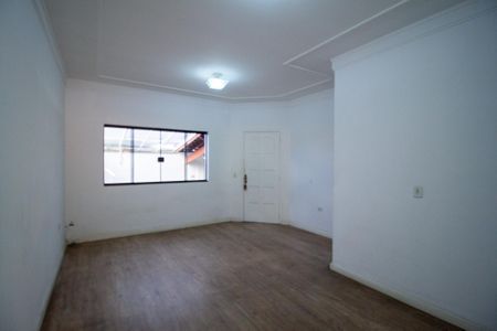 Casa para alugar com 80m², 2 quartos e 2 vagas Casa para alugar com 80m², 2 quartos e 2 vagasSala