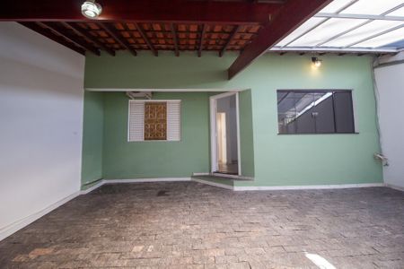 Casa para alugar com 80m², 2 quartos e 2 vagas Casa para alugar com 80m², 2 quartos e 2 vagasGaragem