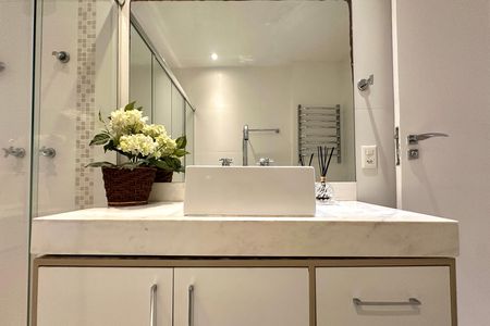 Apartamento para alugar com 85m², 2 quartos e sem vaga