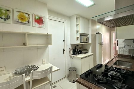 Apartamento para alugar com 85m², 2 quartos e sem vaga