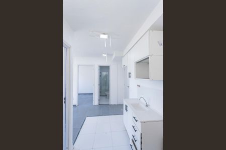 Apartamento para alugar com 32m², 2 quartos e sem vaga Apartamento para alugar com 32m², 2 quartos e sem vagaSala, cozinha e área de serviço