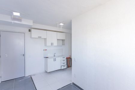 Apartamento para alugar com 32m², 2 quartos e sem vaga Apartamento para alugar com 32m², 2 quartos e sem vagaSala, cozinha e área de serviço