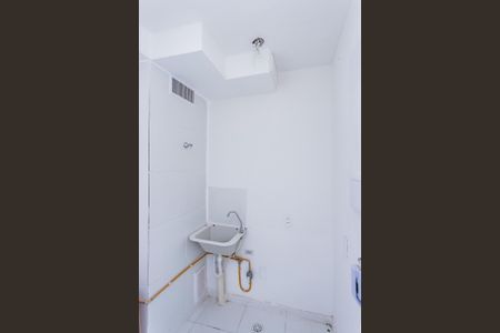 Apartamento para alugar com 32m², 2 quartos e sem vaga Apartamento para alugar com 32m², 2 quartos e sem vagaSala, cozinha e área de serviço