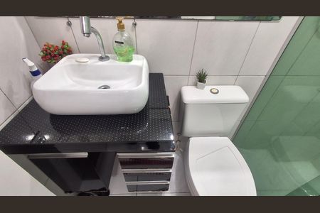 Apartamento à venda com 69m², 3 quartos e 1 vaga Apartamento à venda com 69m², 3 quartos e 1 vagaBanheiro Suíte
