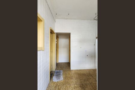Casa à venda com 520m², 4 quartos e 4 vagas Casa à venda com 520m², 4 quartos e 4 vagasÁrea de Serviço